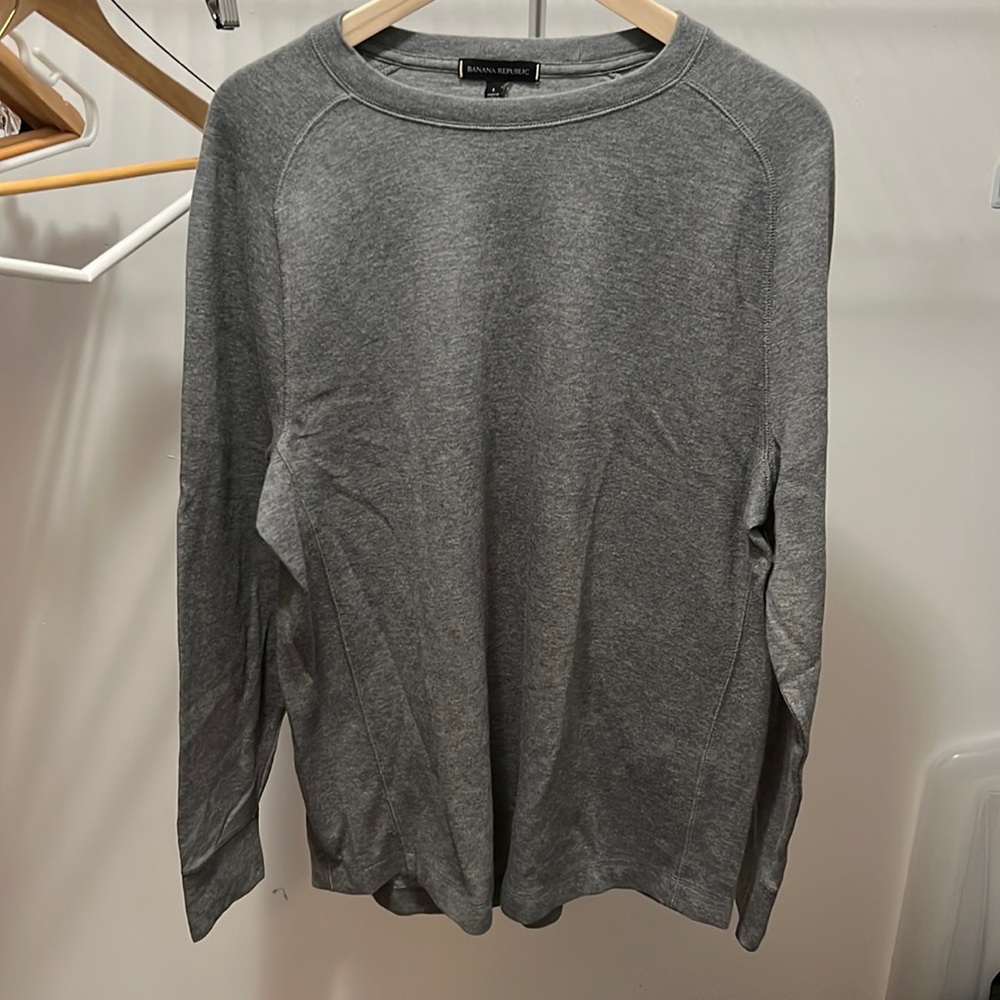 MENS NWT BANANA REPUBLIC LIGHT KNIT SWEATER